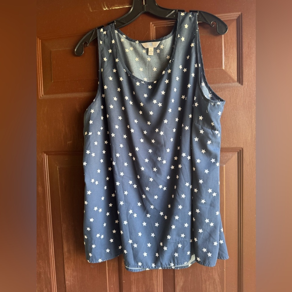 Time and Tru Sleeveless Tank With White Stars Size XL
